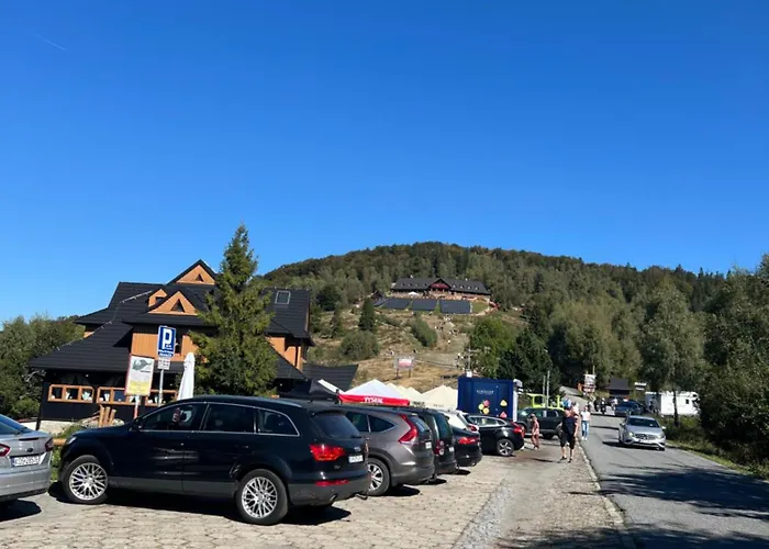 Przy Rownicy شقة أوسترون