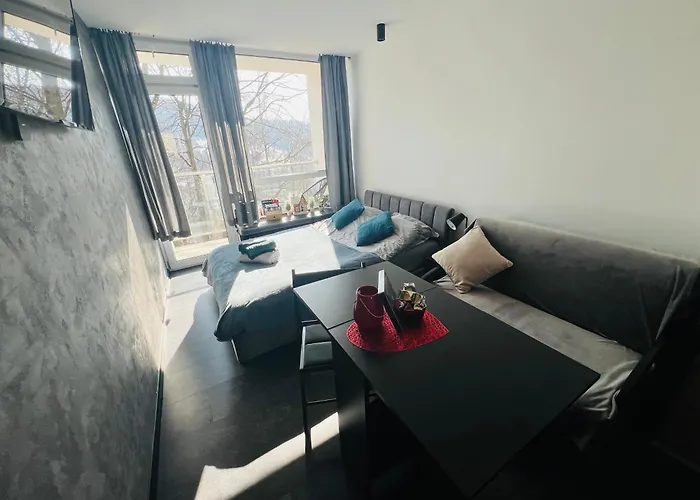 Przy Rownicy شقة أوسترون